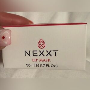 NEXXT overnight Lip Mask 50ml NIB! Fantastic results!